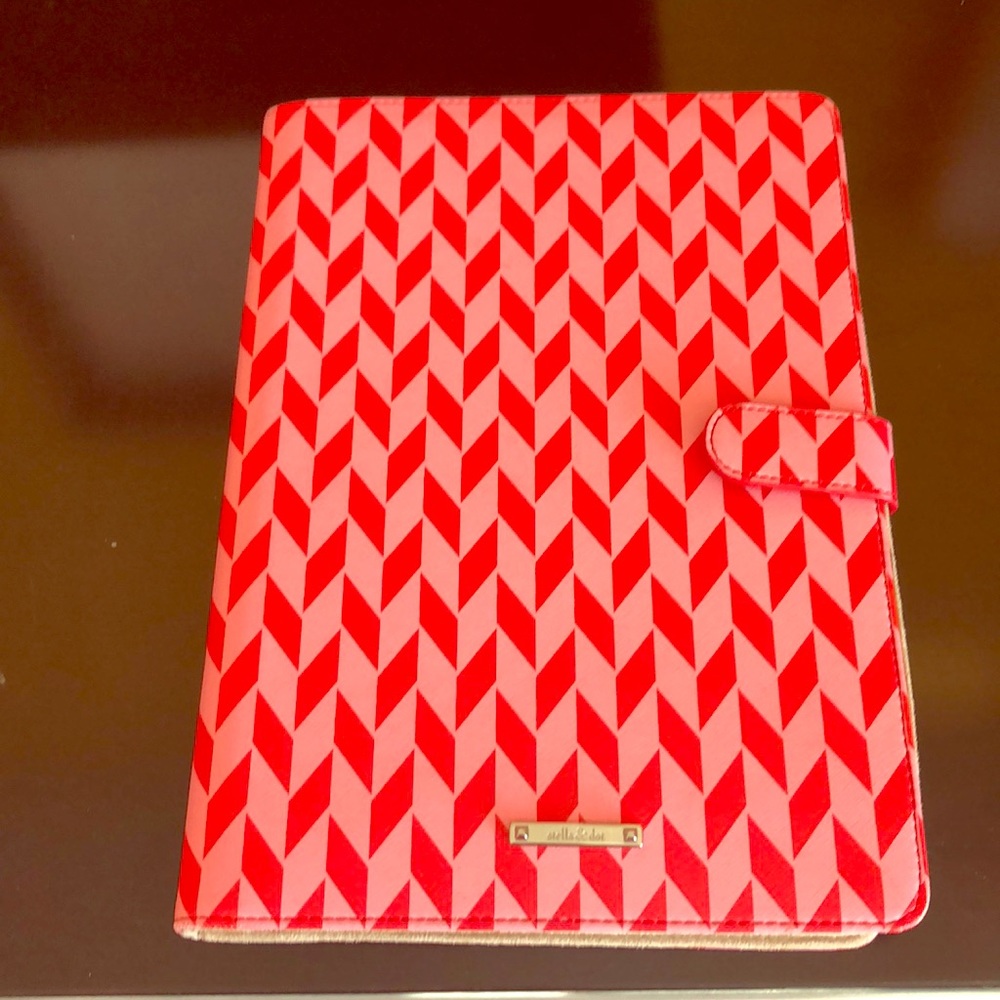 Delicate Necklace Storage Portfolio